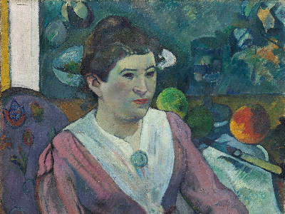 Paul Gauguin, Frau vor einem Stillleben von Cézanne, 1890, Öl auf Leinwand, 65,3 x 54,9 cm, The Art Institute of Chicago, Joseph Winterbotham Collection © bpk / Art Institute of Chicago / Art Resource, NY / Elyse Allen